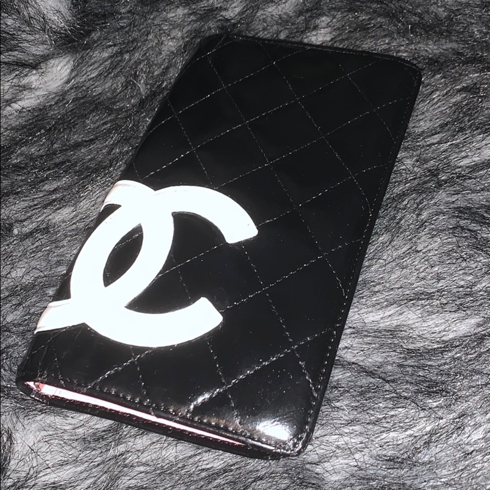 Authentic Chanel Cambon Wallet bifold